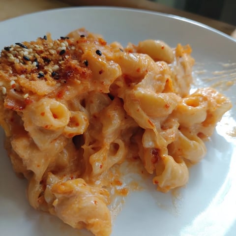 Creamy Spicy Kimchi Mac & Cheese topped with crunchy panko and sesame seeds.  